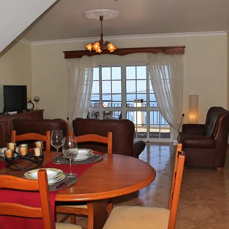 Villa Ourmadeira - Casa Vista Bela