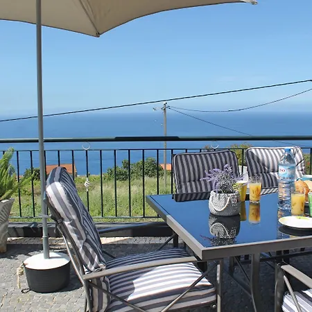 Villa Ourmadeira - Casa Vista Bela
