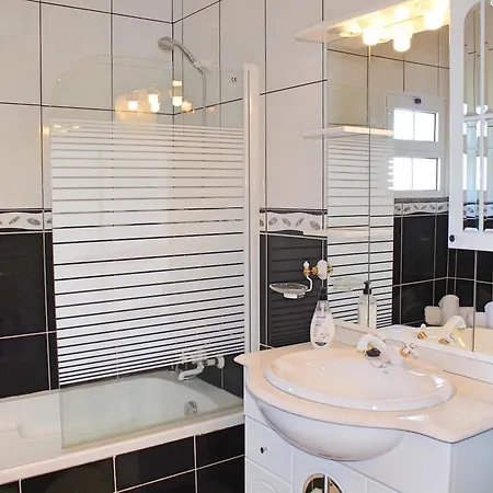 Villa Ourmadeira - Casa Vista Bela, Countryside Estreito Da Calheta